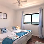 - Sea View Apartamento