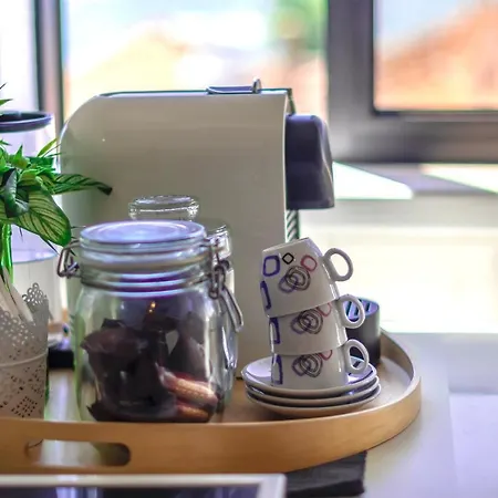 - Sea View Апартаменты Эшпинью